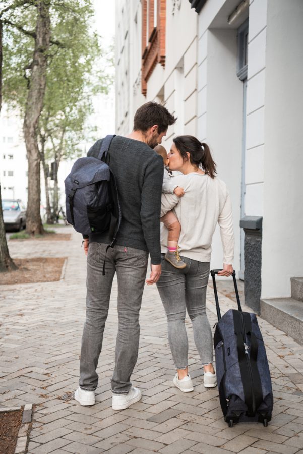 Paar mit Baby Kindermode, Kids Fashion Hamburg