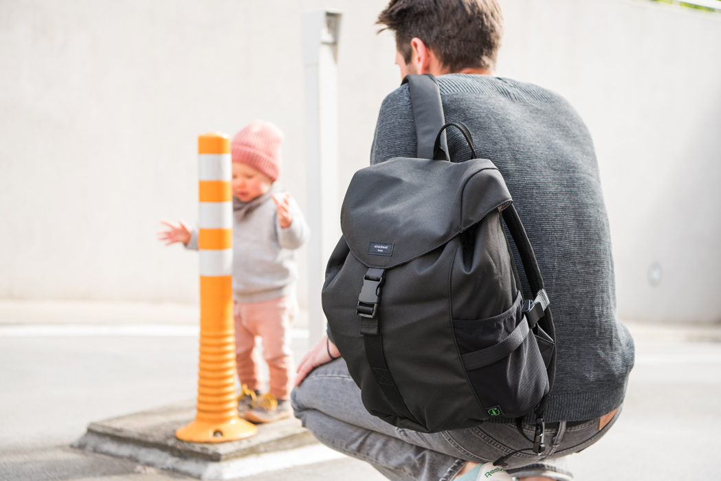 Paar mit Baby Kindermode, Kids Fashion Hamburg