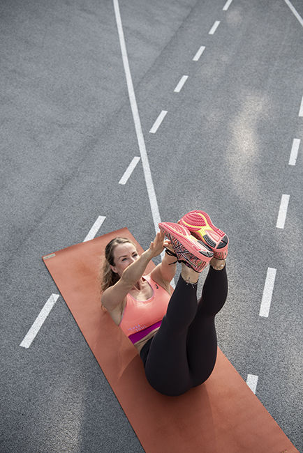 Sport und Fitnessfotografie Lifestyle Portrait in Hamburg im Baakenpark