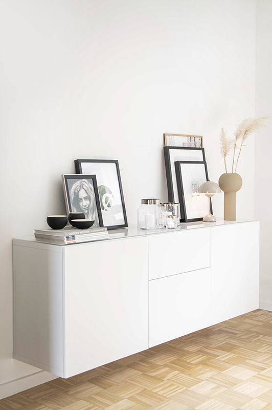 Interiorfotografie Stilllife in Hamburg, Windlichter auf einem Sideboard Nordic