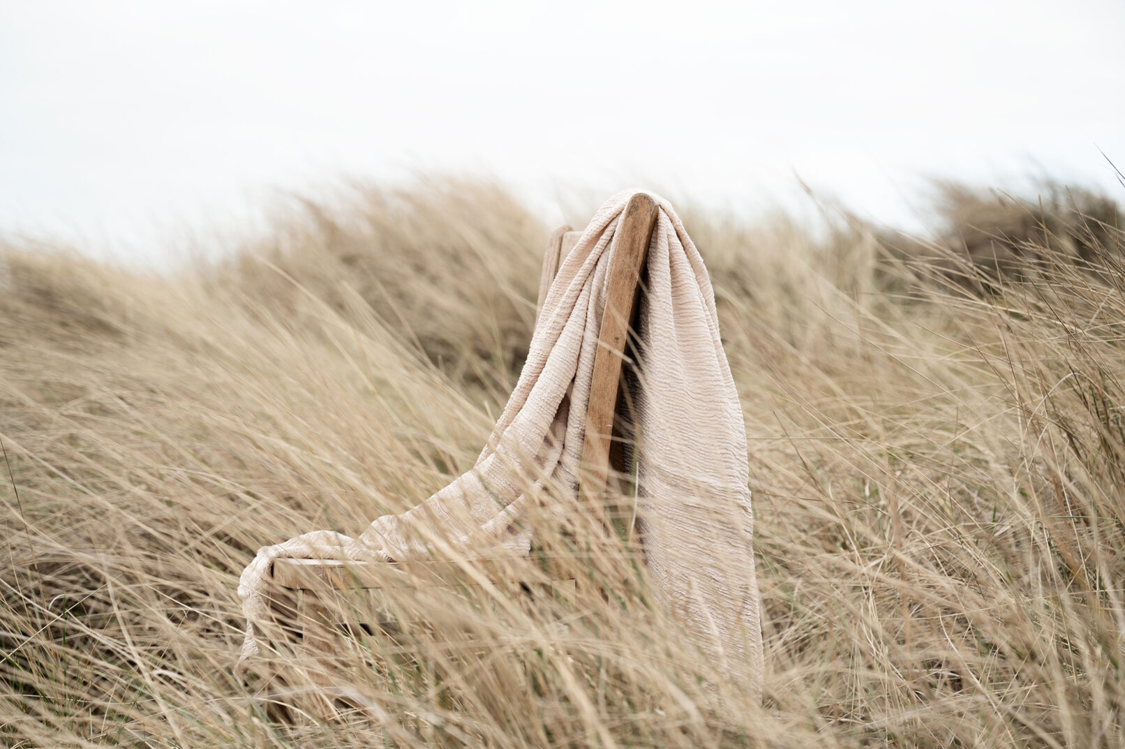Portrait and Product photography at the beach stilllife